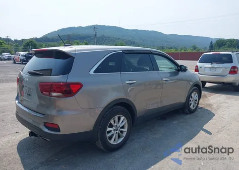 2019 Kia Sorento Lx/S z USA, uszkodzony, nr VIN 5XYPGDA59KG480175
